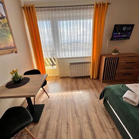 Widokowy Apartament - Pokoje Goscinne Banska Wyzna Luaran gambar