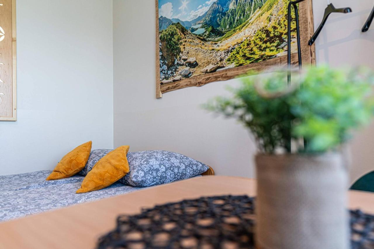 Widokowy Apartament - Pokoje Goscinne Banska Wyzna Luaran gambar