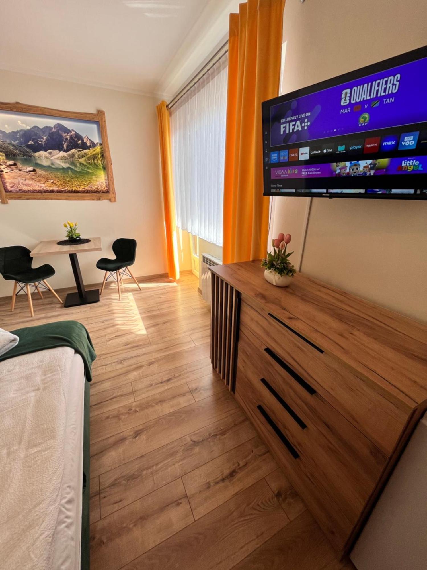 Widokowy Apartament - Pokoje Goscinne Banska Wyzna Luaran gambar